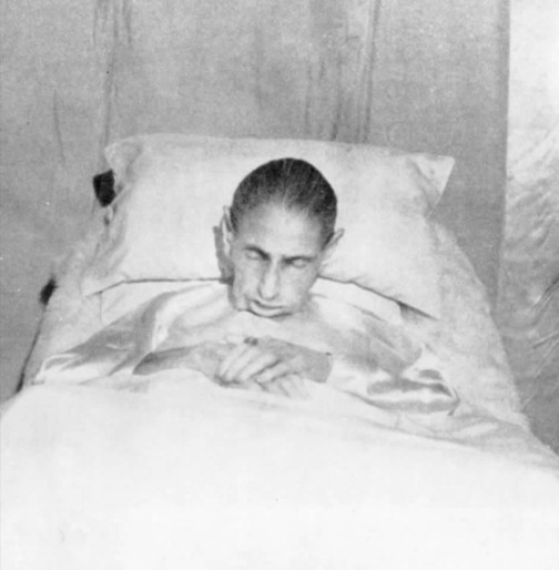 MA-Last Photo
